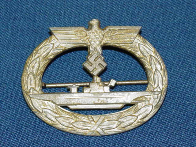 Submarine badge - front